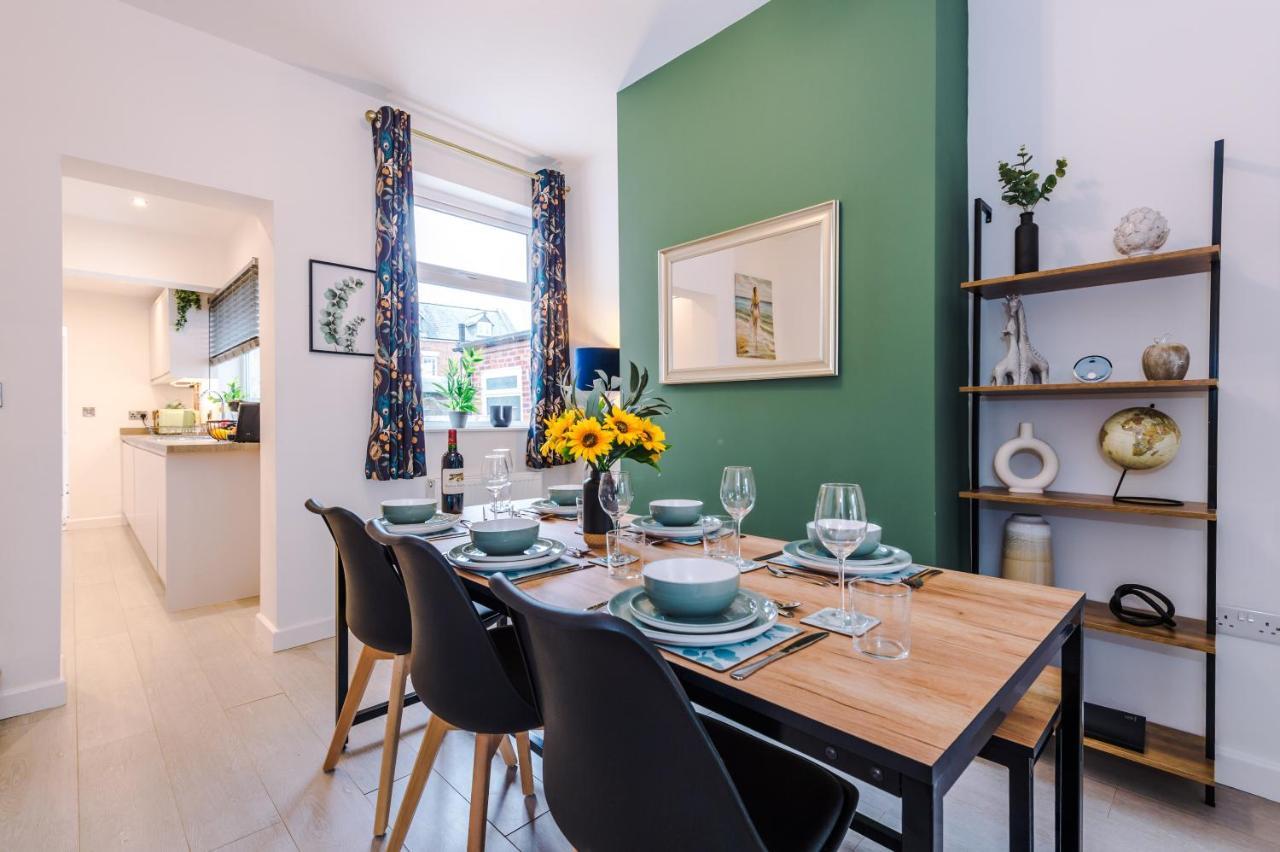 Stunning 3-Bed Nantwich Home: Ideal Group Getaway Exterior photo