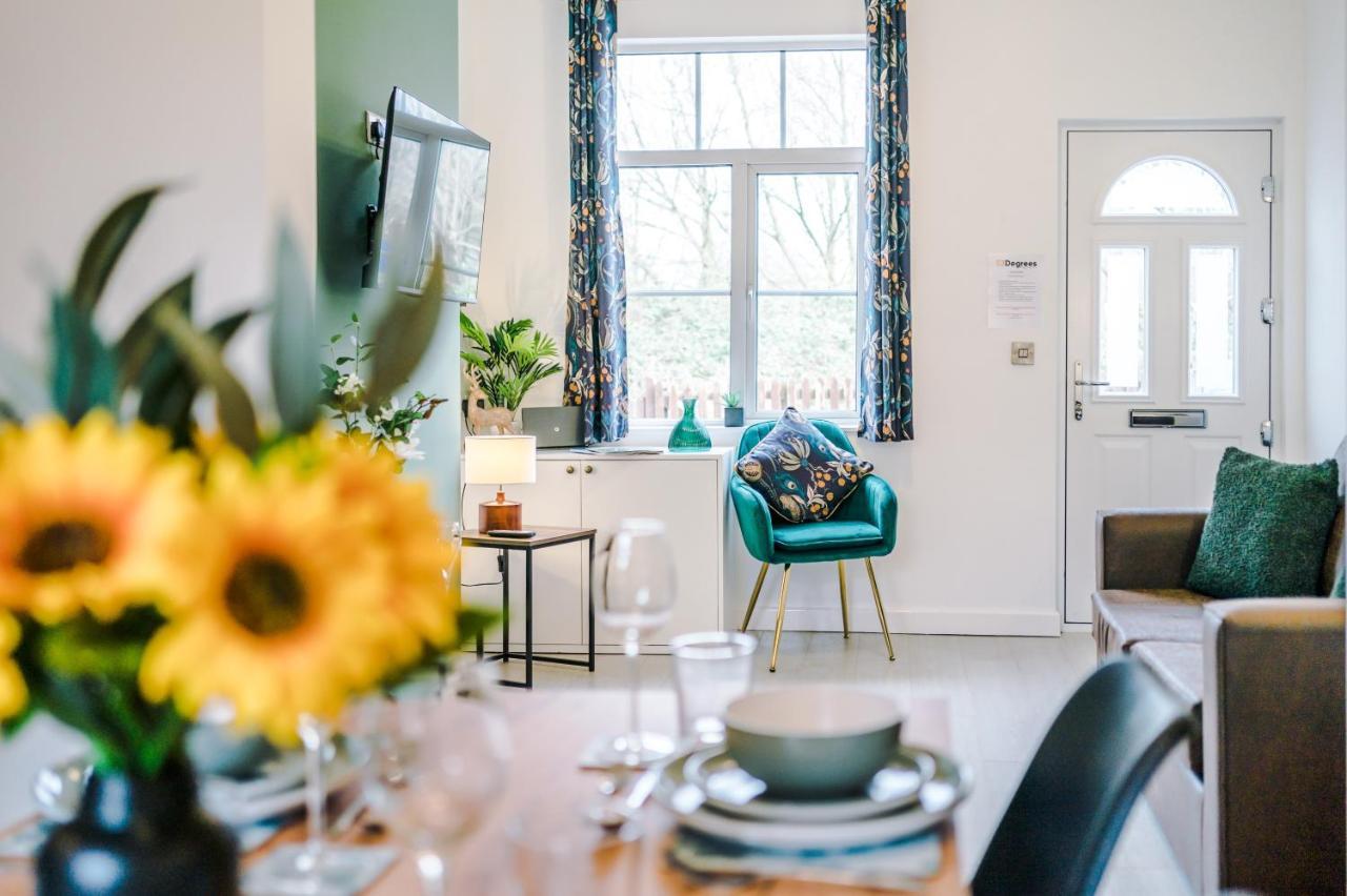 Stunning 3-Bed Nantwich Home: Ideal Group Getaway Exterior photo