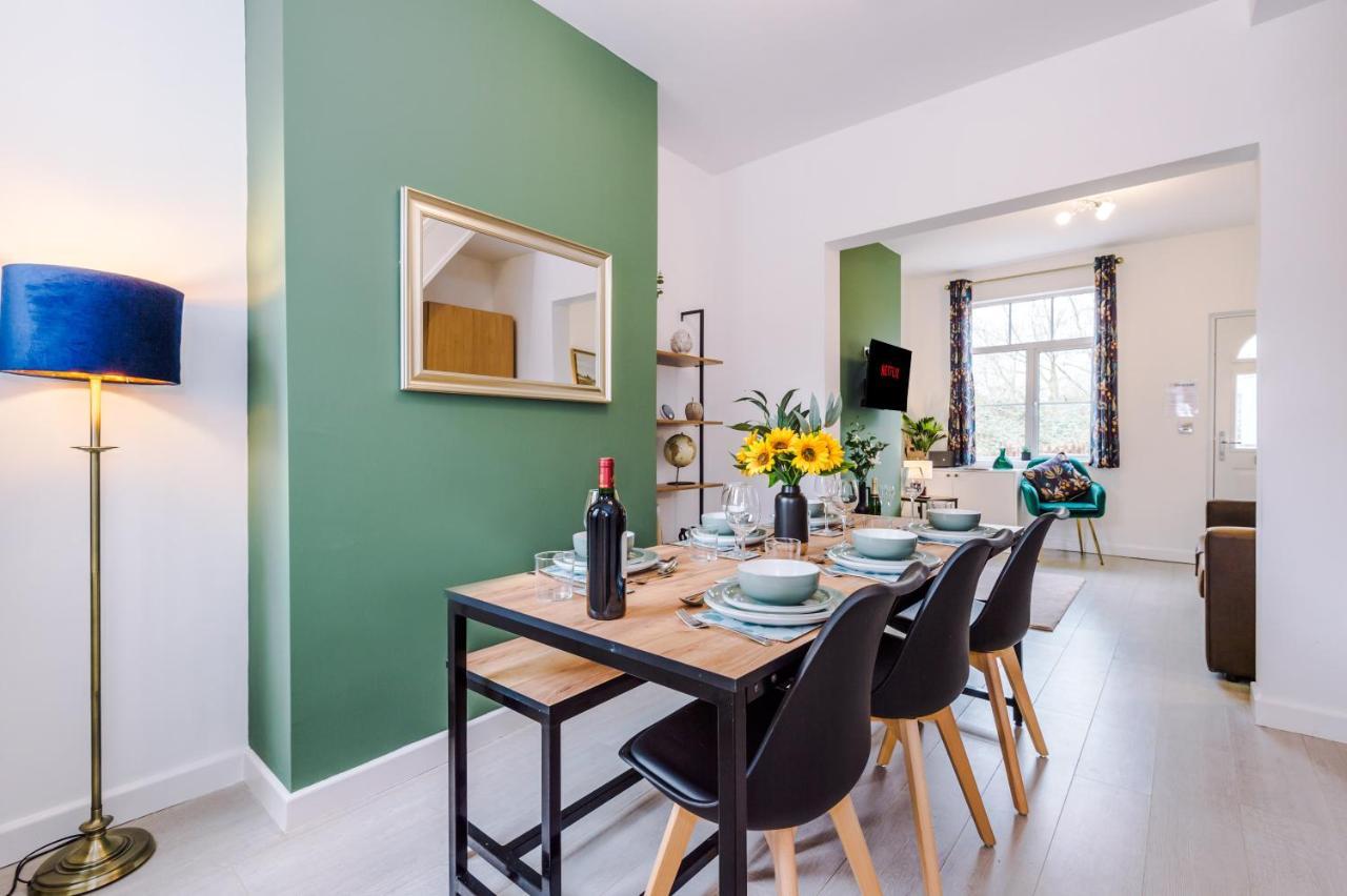 Stunning 3-Bed Nantwich Home: Ideal Group Getaway Exterior photo