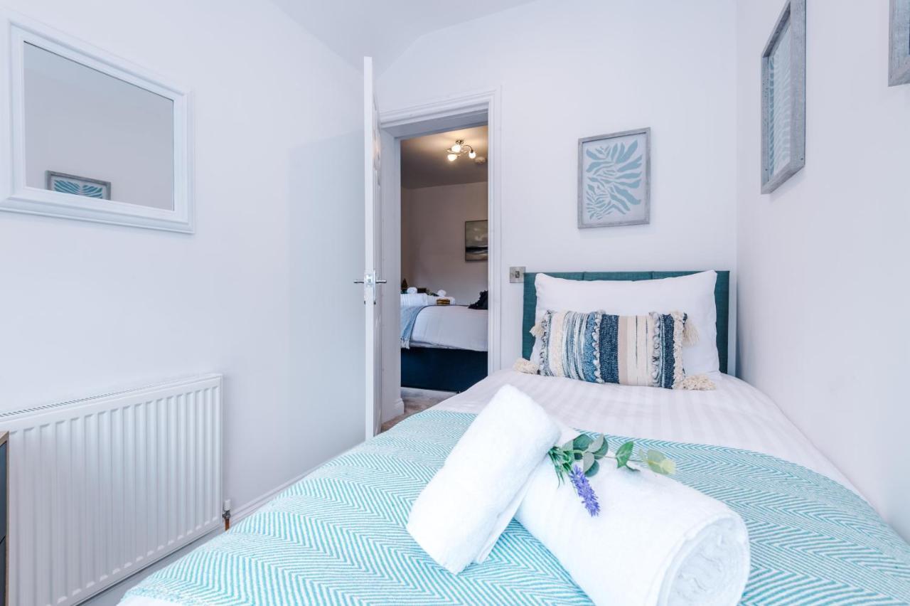 Stunning 3-Bed Nantwich Home: Ideal Group Getaway Exterior photo